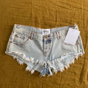 BNWT ONE teaspoon Bonitas denim shorts